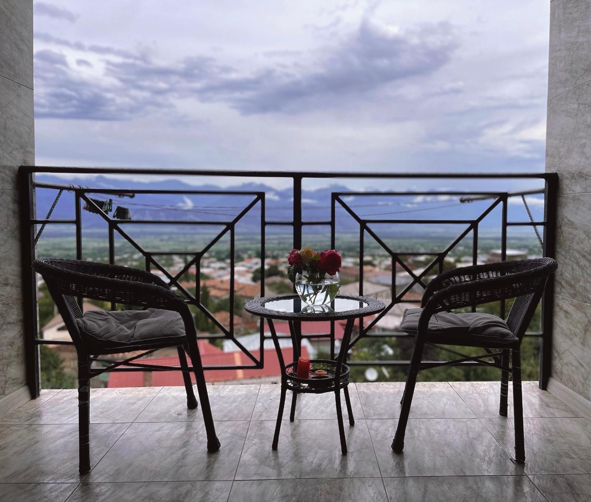 Lilu Apartment Telavi Luaran gambar